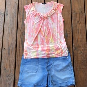 Anne Klein Sherbert Swirl Ruffle Knit Stretch Top-M